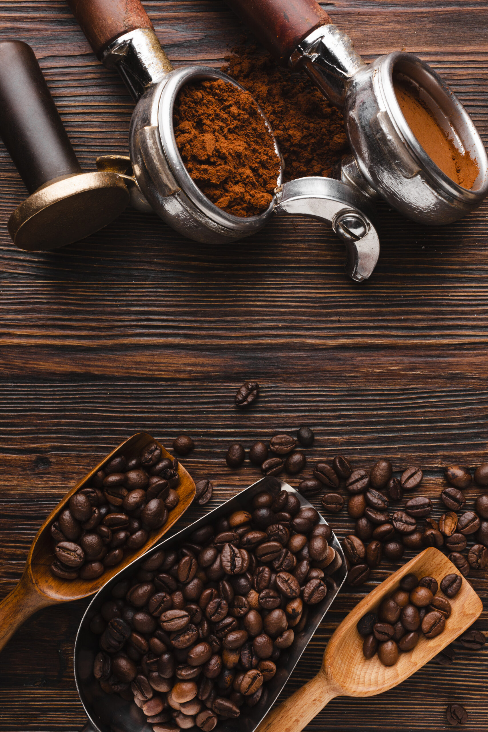 top-view-coffee-beans-with-accessories